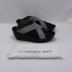 Bernie Mev Womens Wedge Sandals Sz 40 Black Silver Comfort Platform Travel Shoes